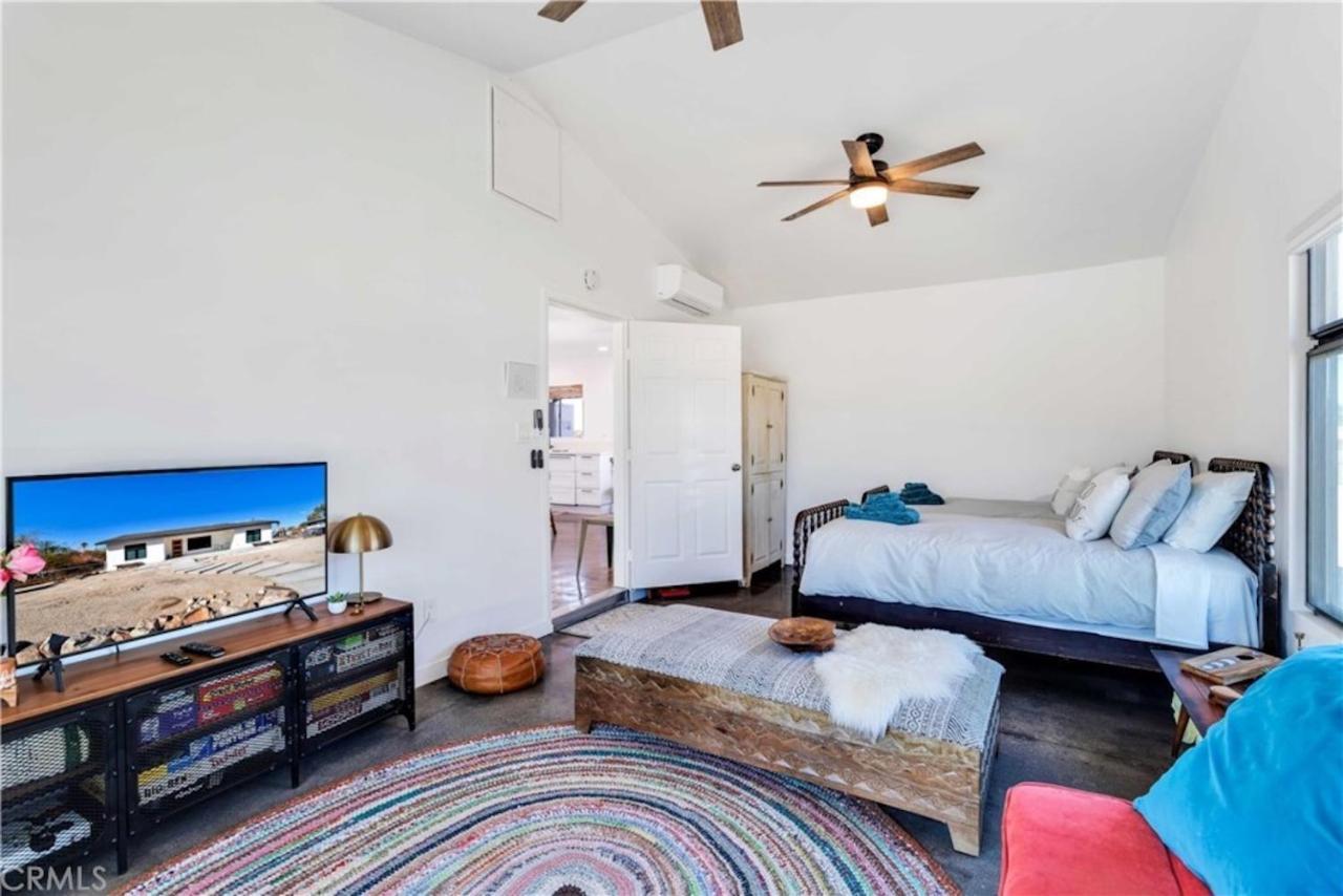 Cozy Fresh Desert Hideaway, 5 Mins To Joshua Tree Villa Twentynine Palms Esterno foto